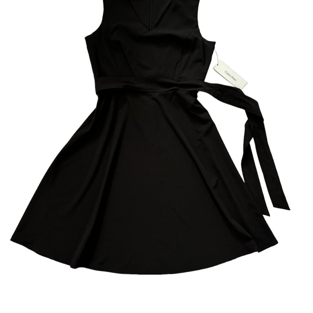 CALVIN KLEIN Women's V-Neck Sleeveless Dress Color: Black; Size: 8